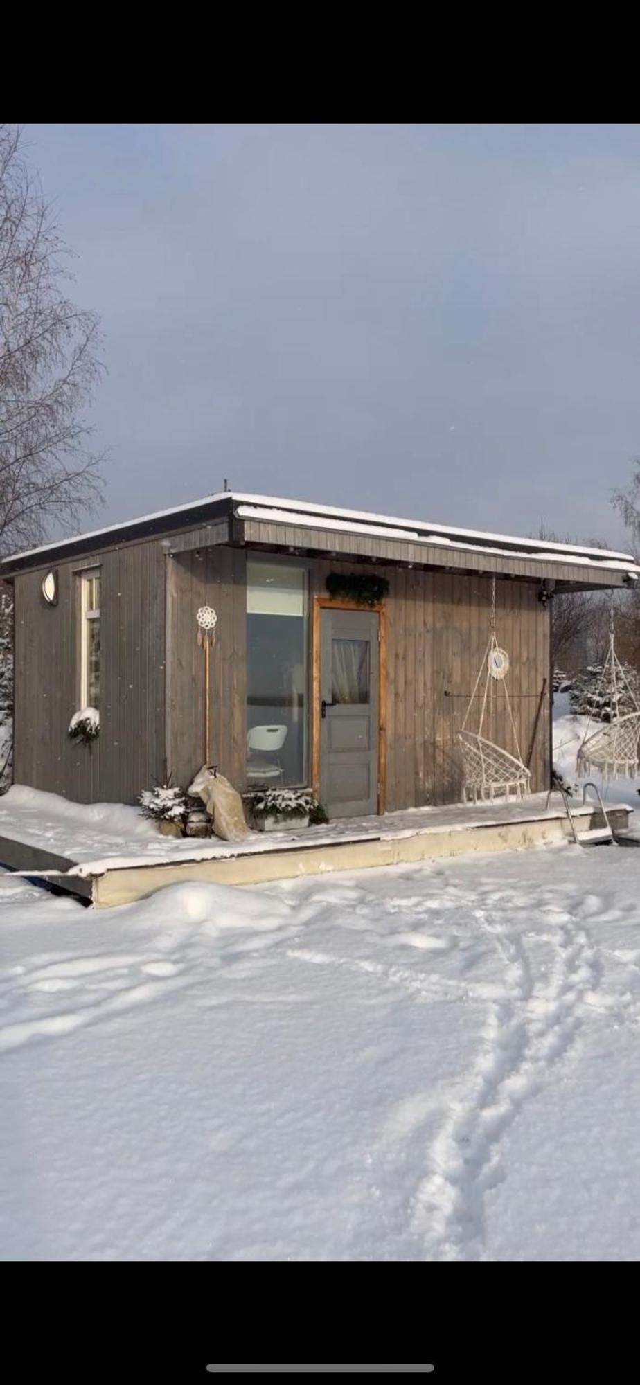 Hotel Dzintarkrasts à Jūrkalne Extérieur photo
